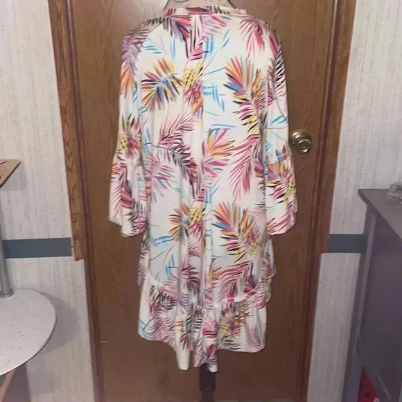 Carole Christian Blouse - Picture 2 of 4